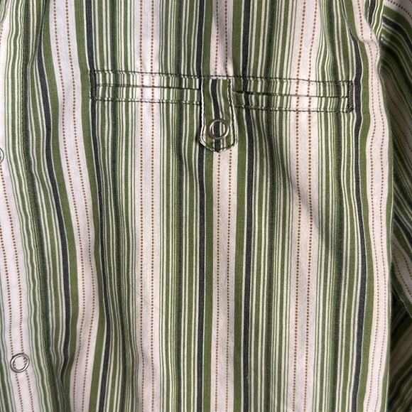 Men’s Patagonia, button-down shirt, size medium - Picture 3 of 7